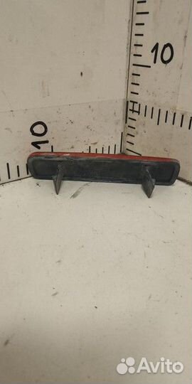 Светоотражатель в задний бампер левый