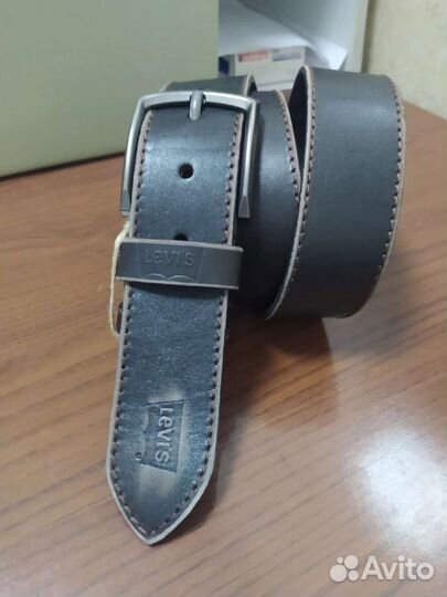 Мужской кожаный ремень. Брендовый