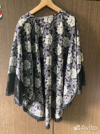 Накидка-джемпер женская