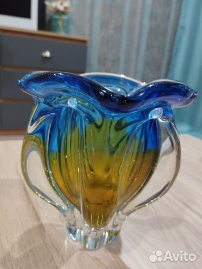 Вазы из цветного гутного стекла Чехия