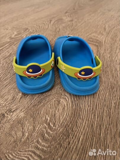 Сандалии детские 27