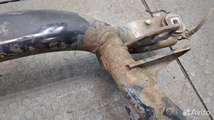 Балка подвески задняя Volkswagen Sharan