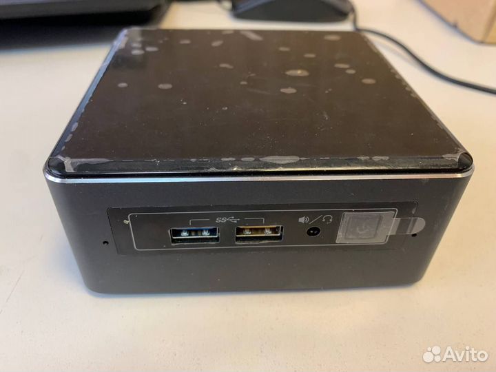 Неттоп Intel NUC 7 Home boxnuc7I5bnhxf