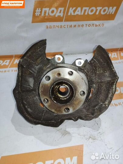 Кулак задний левый BMW 5 F10 2011