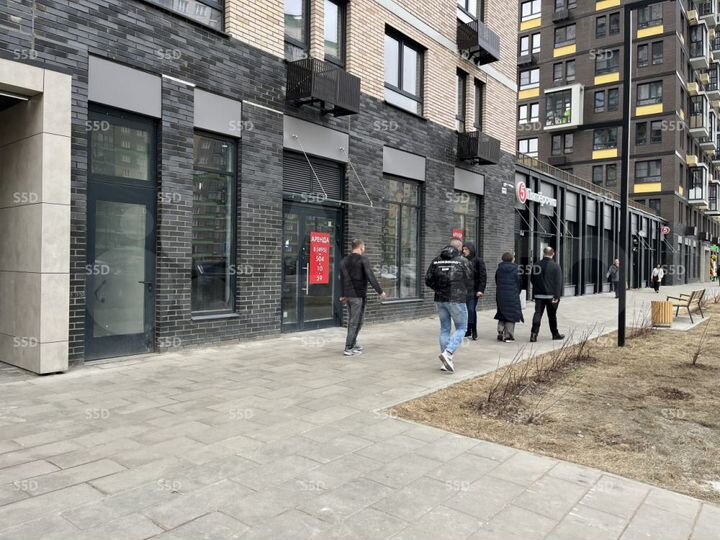 Сдам торговое помещение, 157.9 м²