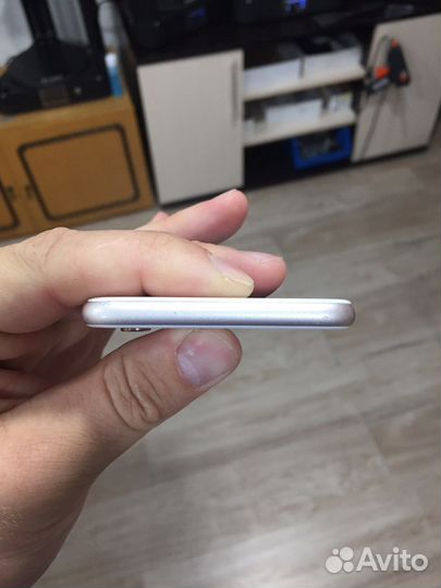 iPhone 6s розовый