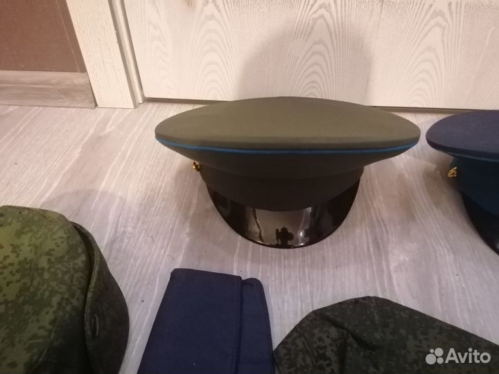 Военная форма головные уборы фуражки кепки уставны
