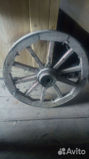 Колесо от конской телеги
