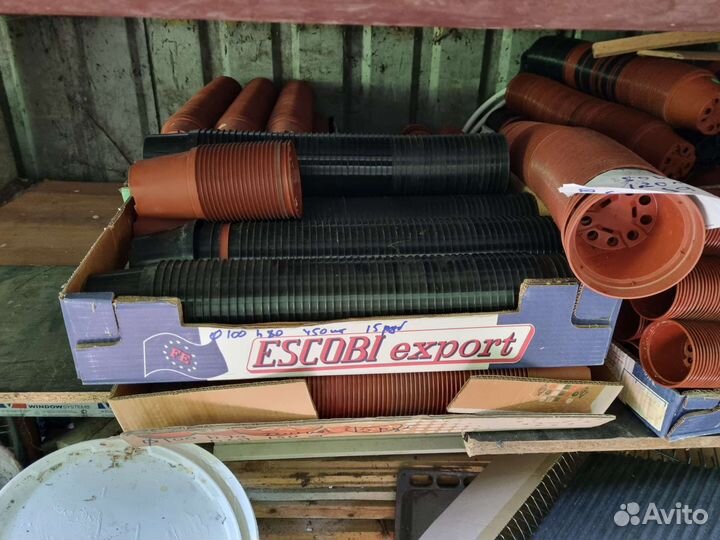 Горшки для цветов пластик до 0,5 л,керамика разные