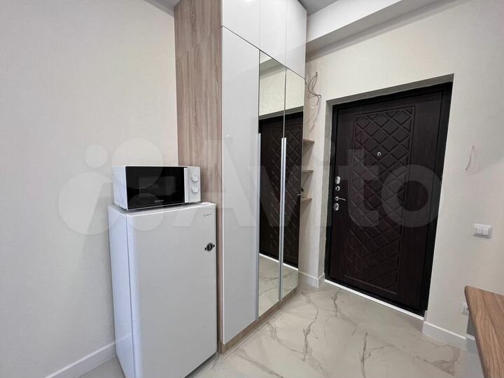 Квартира-студия, 23,7 м², 8/9 эт.