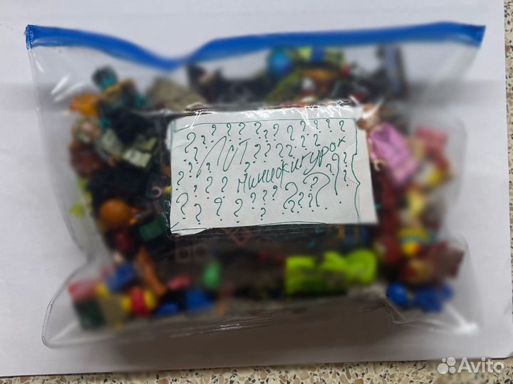 Лот lego минифигурок