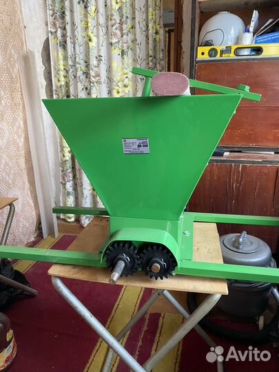 Пресс для винограда SOC с давилкой дв-300