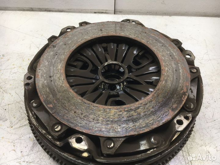 Маховик Mercedes-Benz E-Class