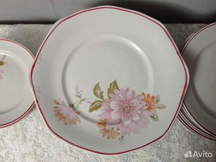 Предметы из сервиза Дулево Хризантемы