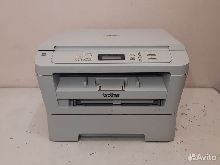 Мфу Brother DCP-7055R