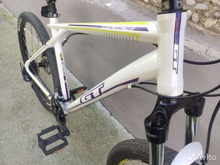 GT Avalanch 3.0 (hydra/Shimano Alivio/XCM)