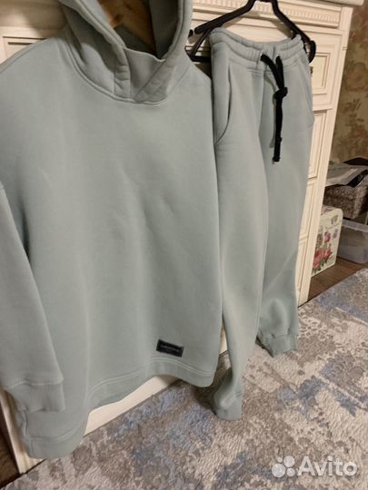 Спортивный костюм на флисе 152