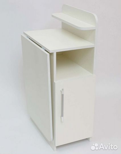 Новый маникюрный стол