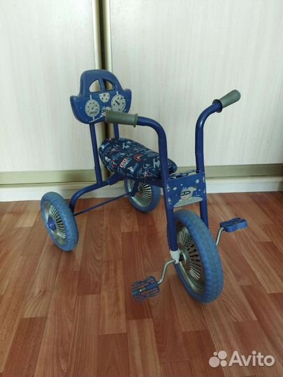 Велосипед трехколесный