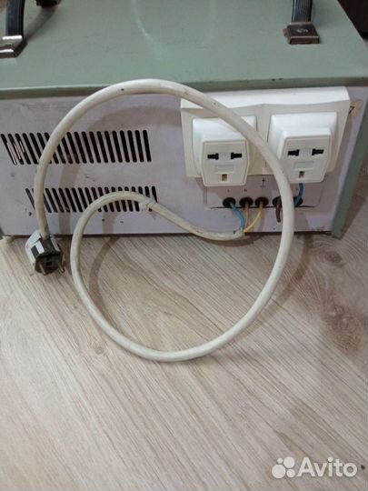 Транформатор на 100 вольт