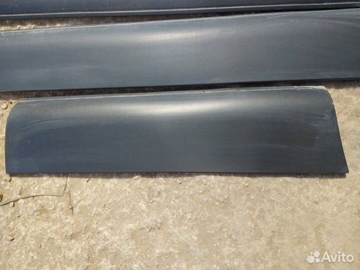 Молдинг двери Audi Q7 внедорожник 3.6 2007