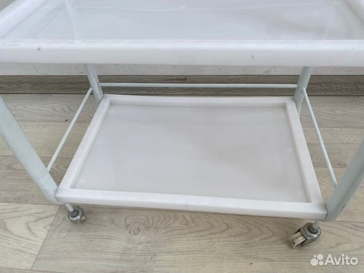 Тележка косметологическая