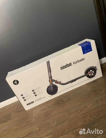 Запечатанный электросамокат Ninebot e22