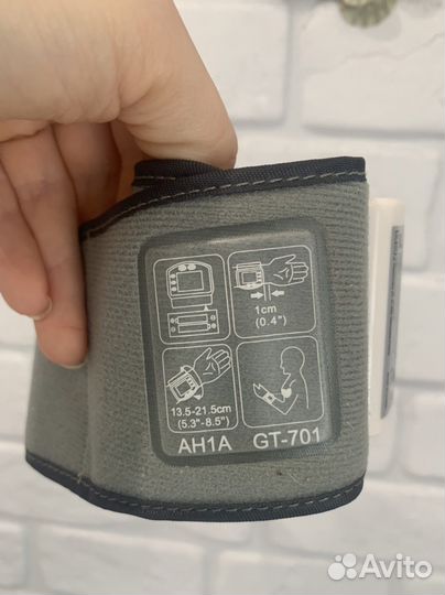 Тонометр на запястье