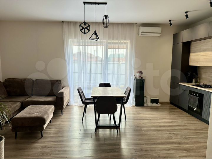 Дом 78 м² на участке 4 сот.