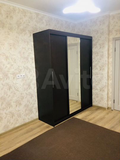 2-к. квартира, 50 м², 5/17 эт.
