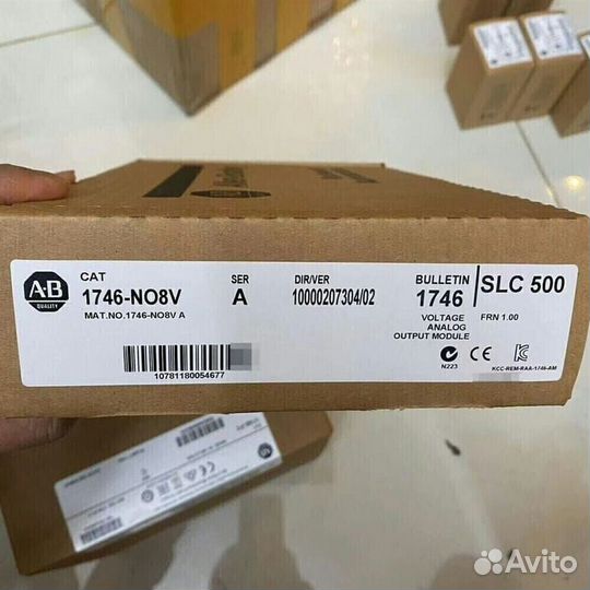 Allen-Bradley 1746-NO8V