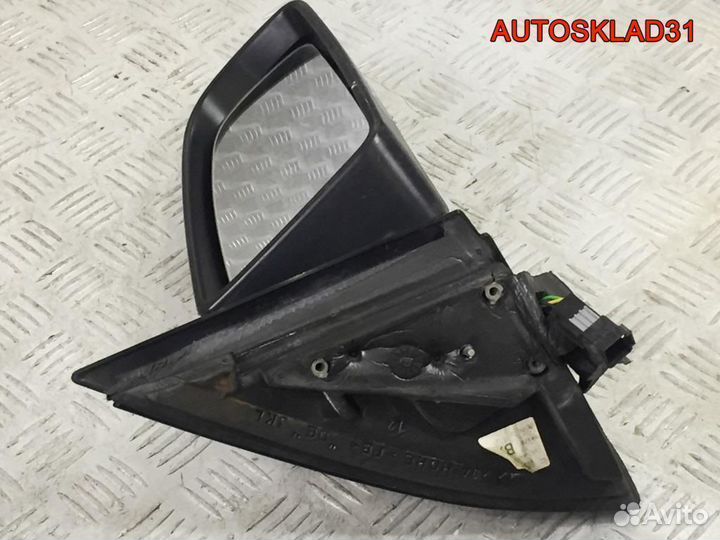Зеркало правое Opel Omega B 90492214 рестайлинг