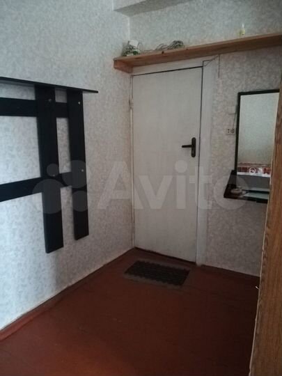 Комната 19 м² в 4-к., 4/4 эт.