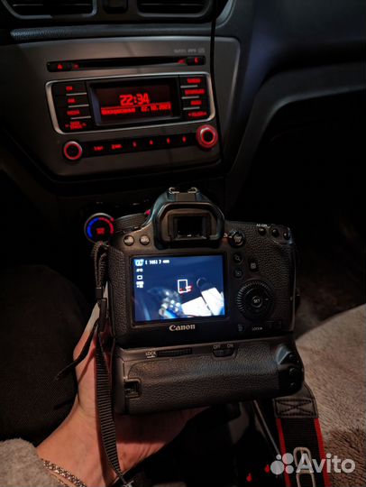 Canon EOS 6D body + объектив 50mm