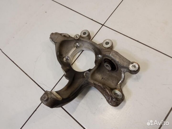 Кулак поворотный задний правый Mercedes-Benz S-Cla