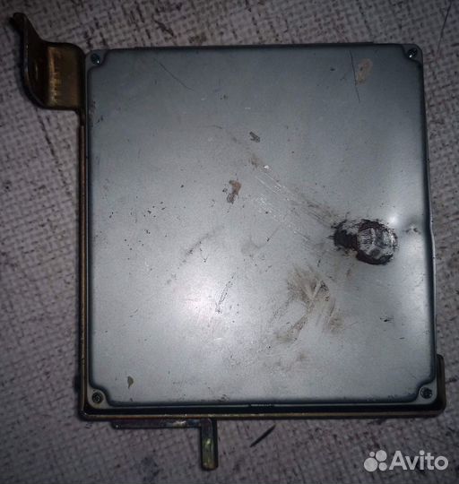 Блок управления Эбу Двс Ниссан Серена Двс QR20DE