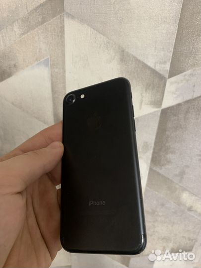 iPhone 7, 128 ГБ