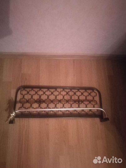 Вешалка новая