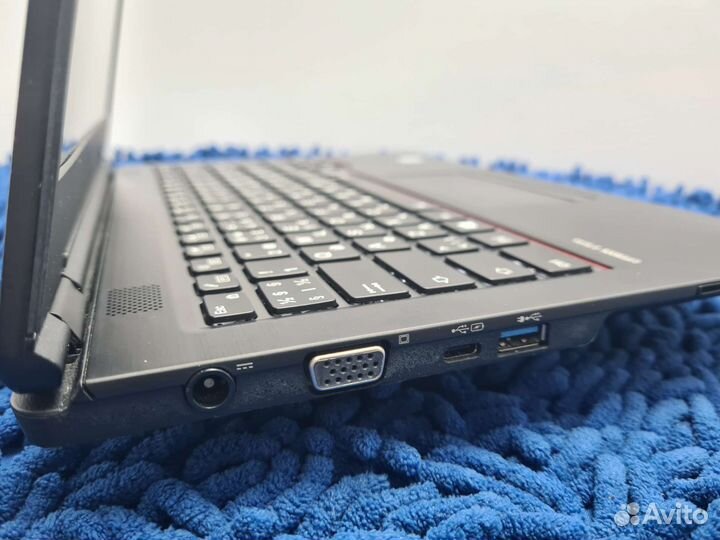 Ноутбук Fujitsu LifeBook U748 i5 8-Gen 16/512 FHD
