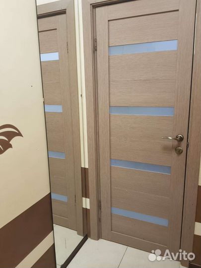 Межкомнатная дверь б/у 70 см шириной