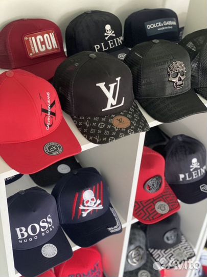 Бейсболки разных брендов