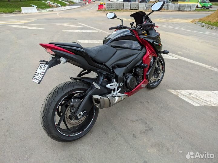 Мотоцикл Suzuki GSX-S1000F