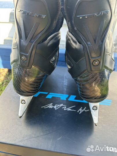 Коньки хоккейные true SVH PRO custom