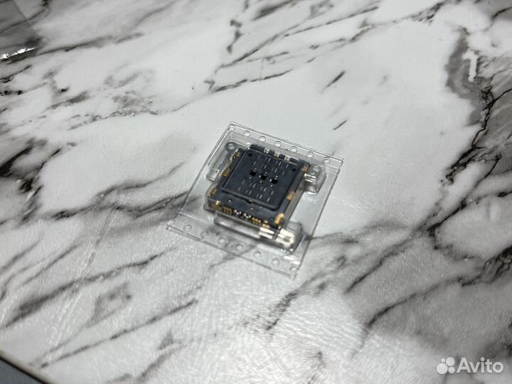Коннектор SIM iPhone XR