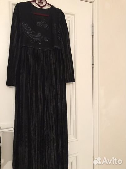 Платье женское