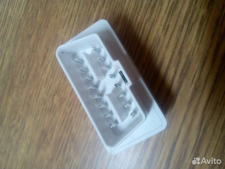 OBD2 адаптер ELM327