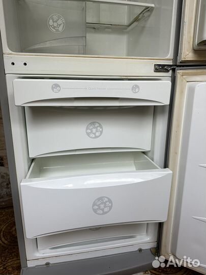 Холодильник LG