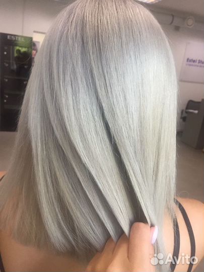 Стилист по волосам