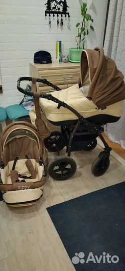 Коляска 2в1 Zippy tutis