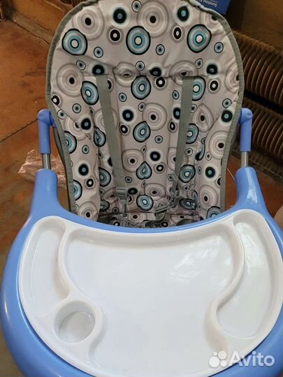 Детский стульчик для кормления